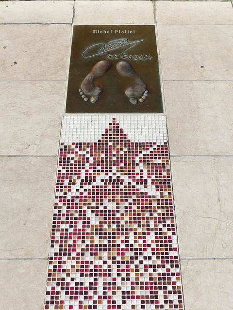 丹尼尔